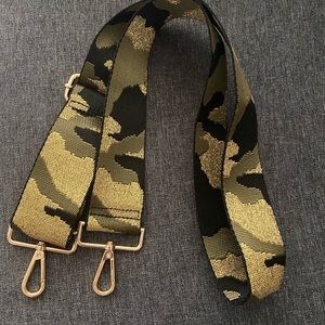 Ahdorned green & gold camo bag strap